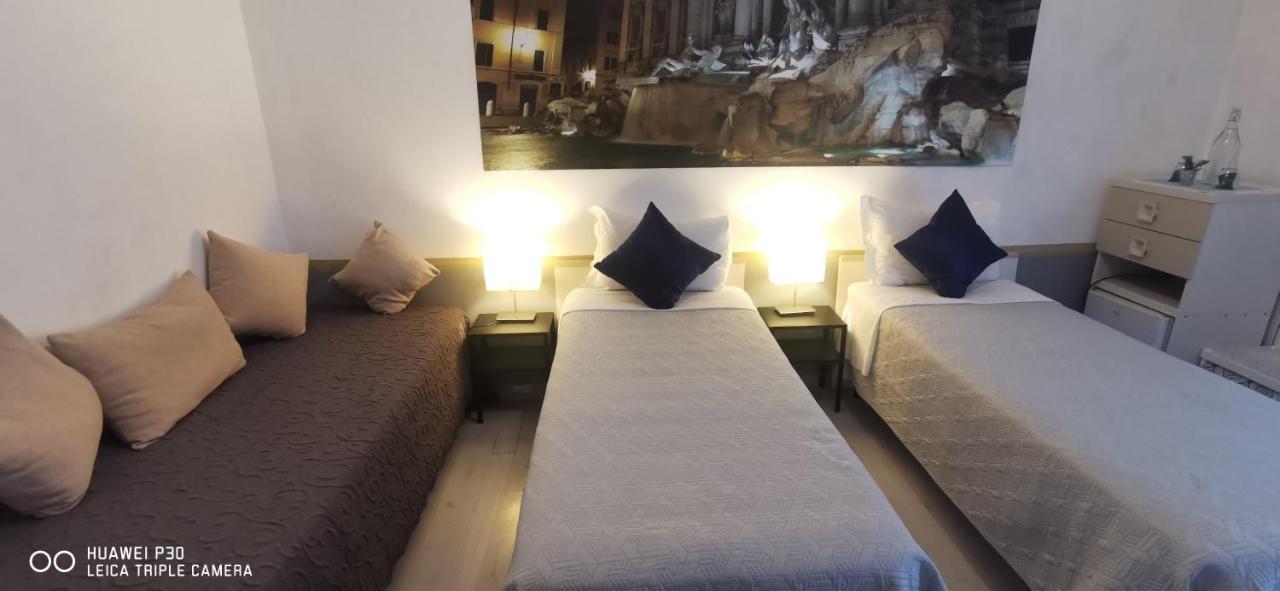Domus Viatoris Hotel Roma Exterior foto